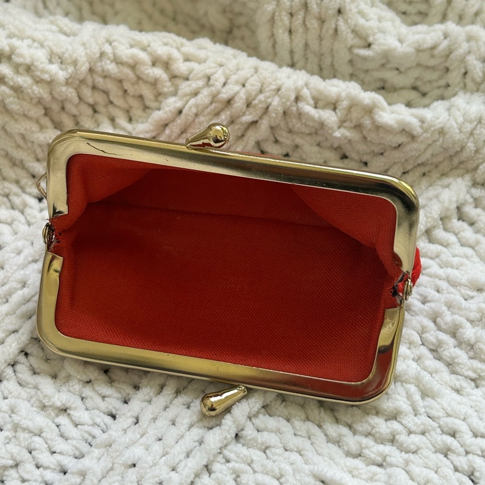 Red butterfly coin purse - Picture 4 of 6